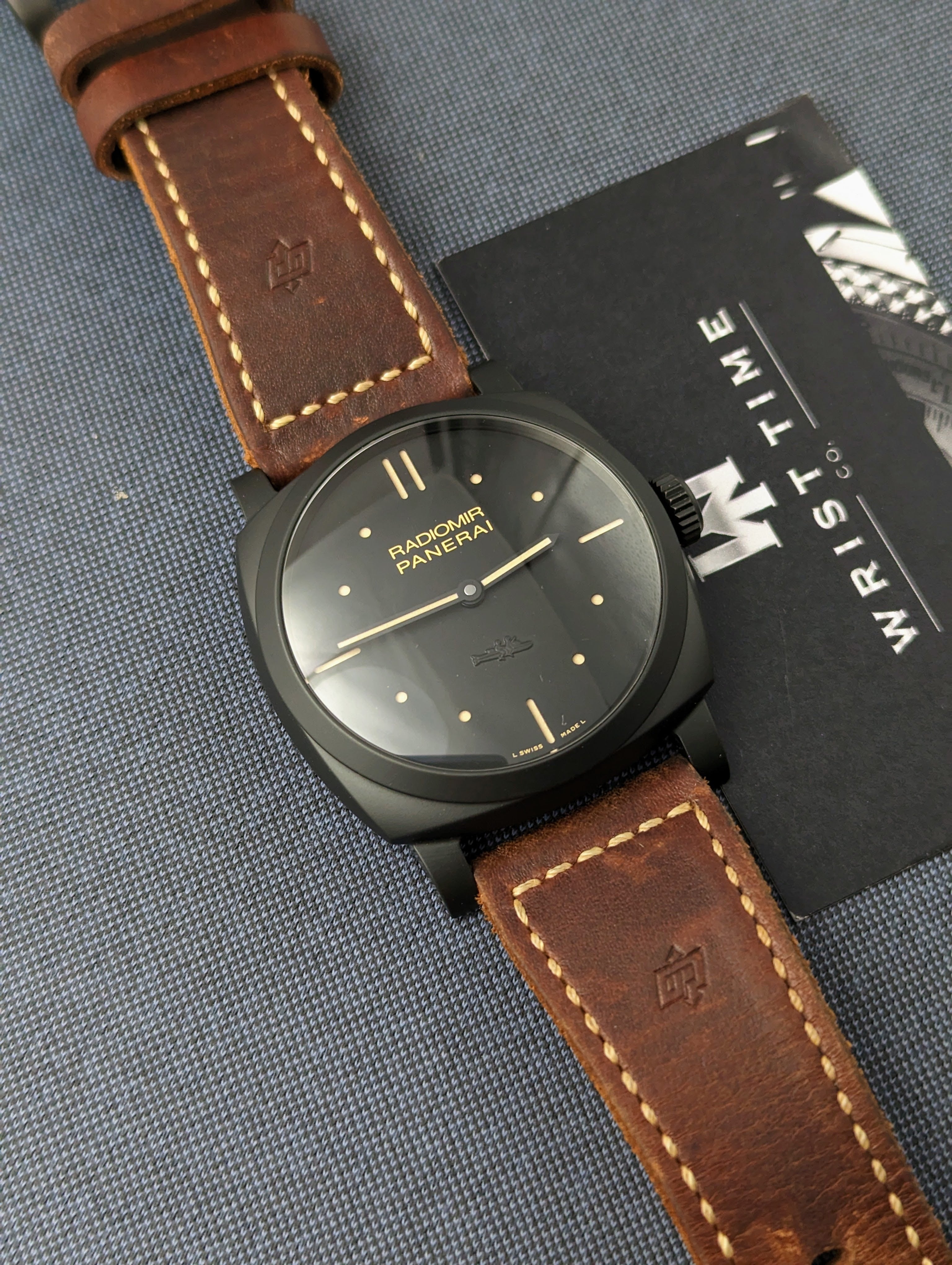 Panerai hotsell pam 577