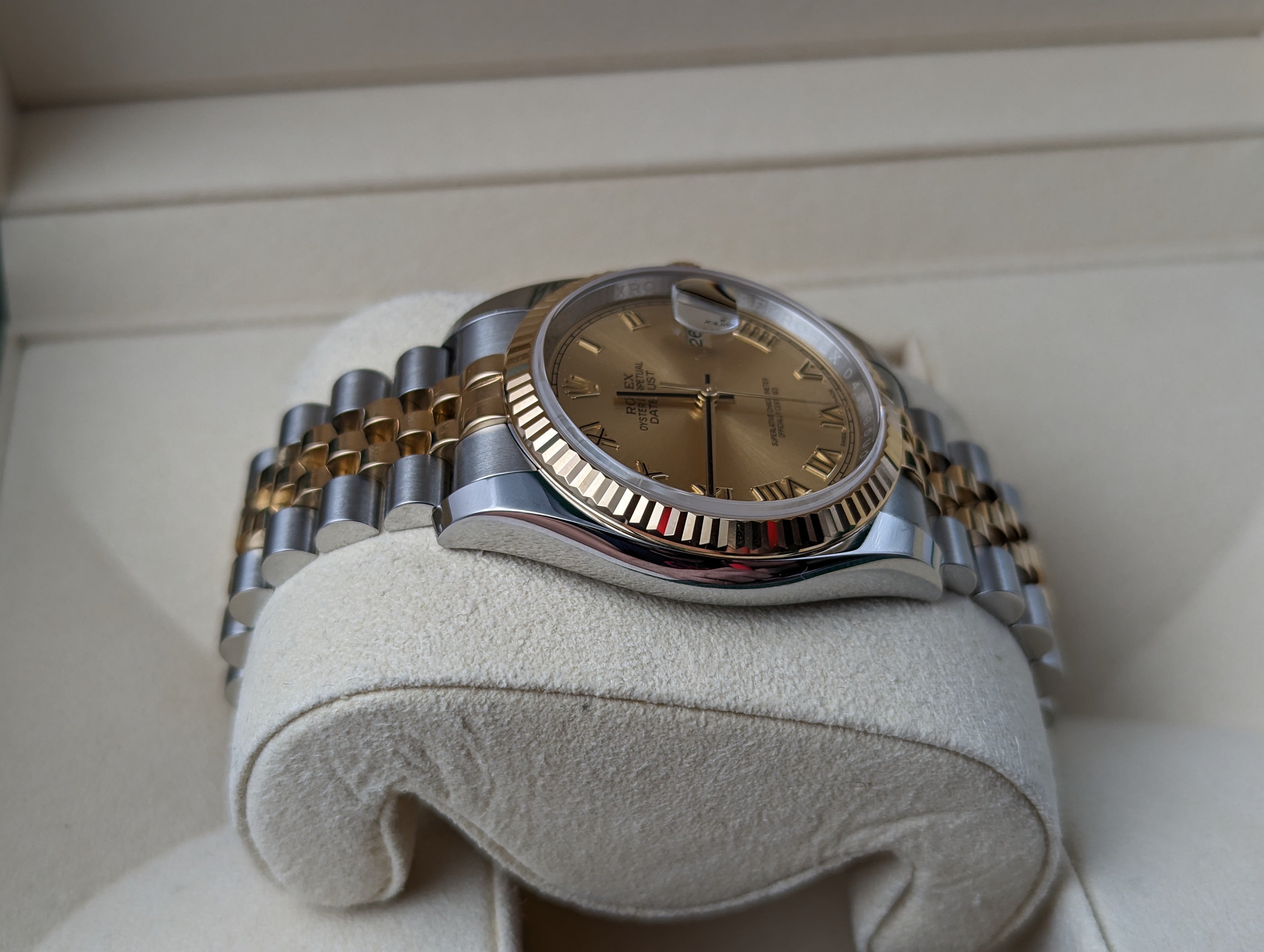 Datejust clearance 36 wrist